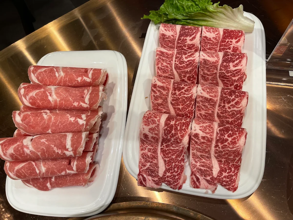 sliced beef roll 雪花肥牛